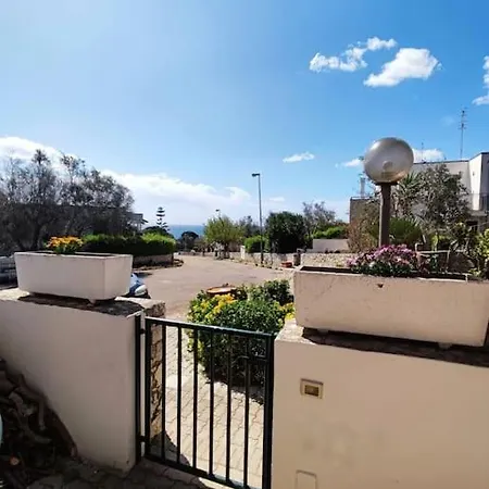 Bellavista Apartment *